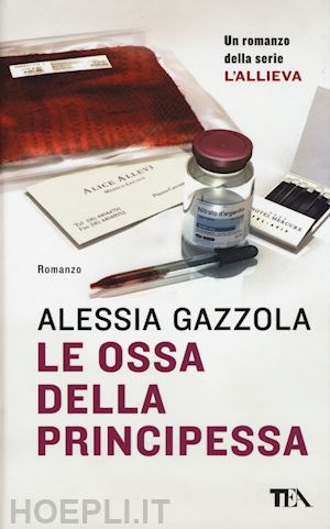Alessia Gazzola, scrittrice, mamma e medico: “Io non sono Alice